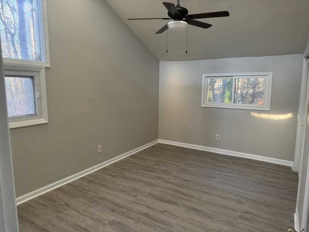 1001 Elmira Ave - Photo 6 of 11