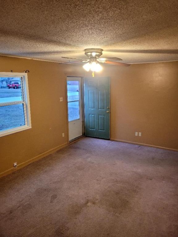 3032 Chess Ave - Photo 3 of 16