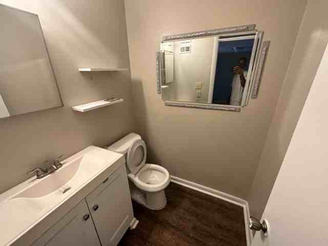 3905 Pioneer Way #D - Photo 3 of 5