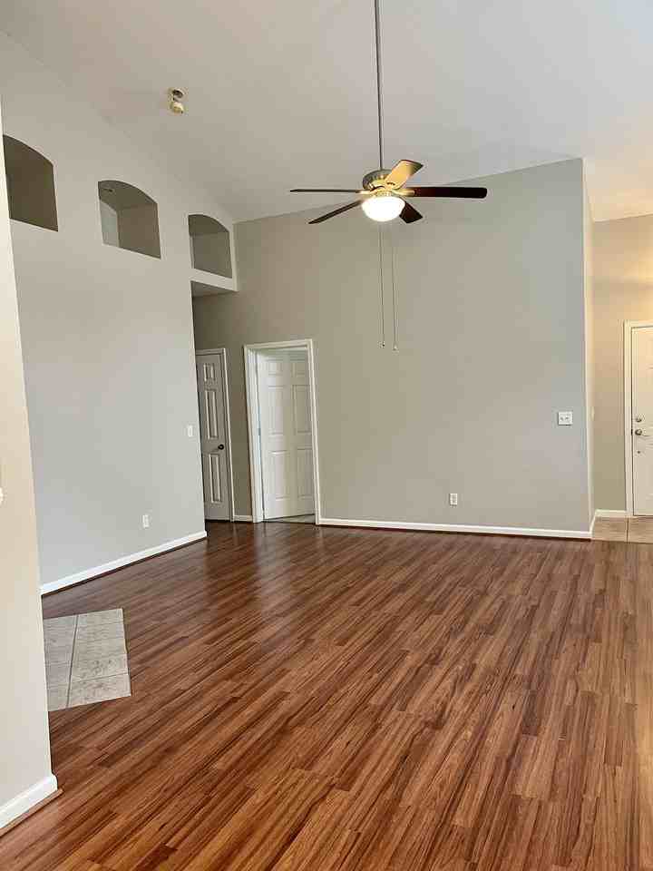 134 Gardenside Dr - Photo 2 of 19