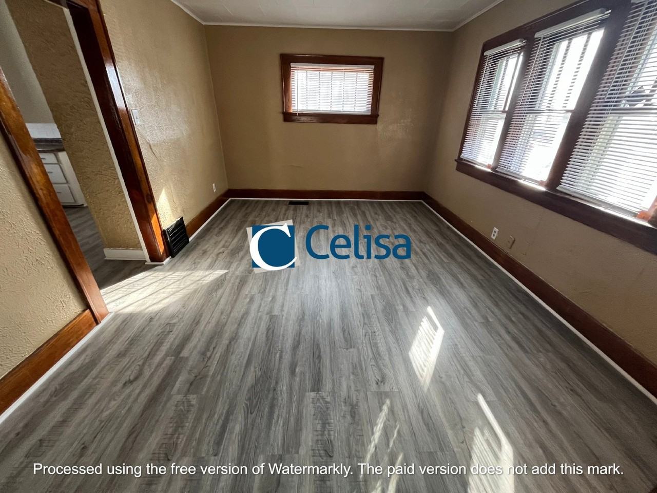 1120 E Rudisill Blvd - Photo 3 of 8