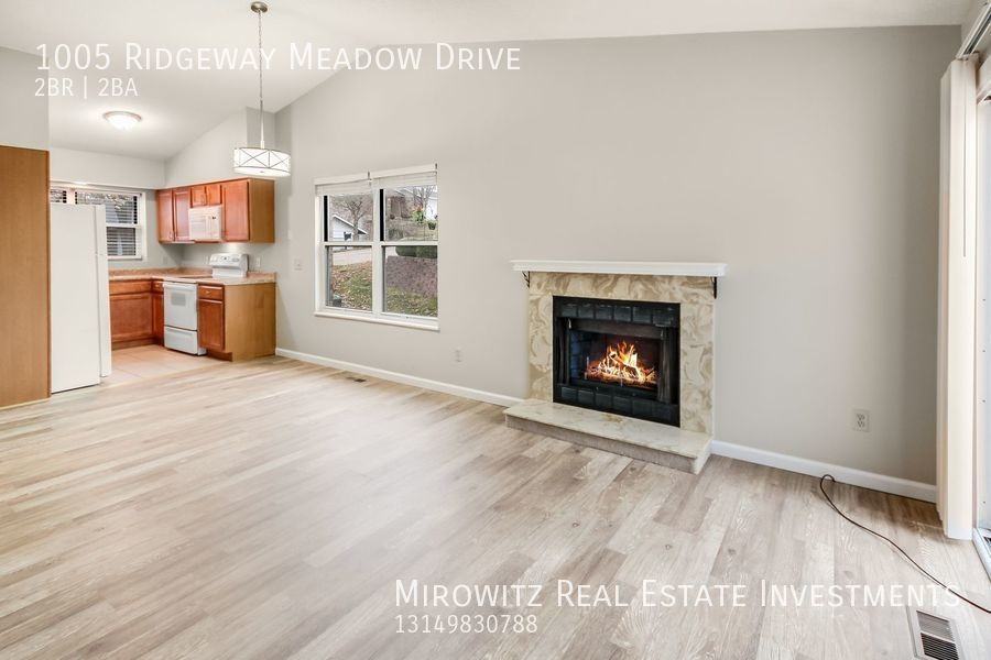 1005 Ridgeway Meadow Dr - Photo 3 of 17