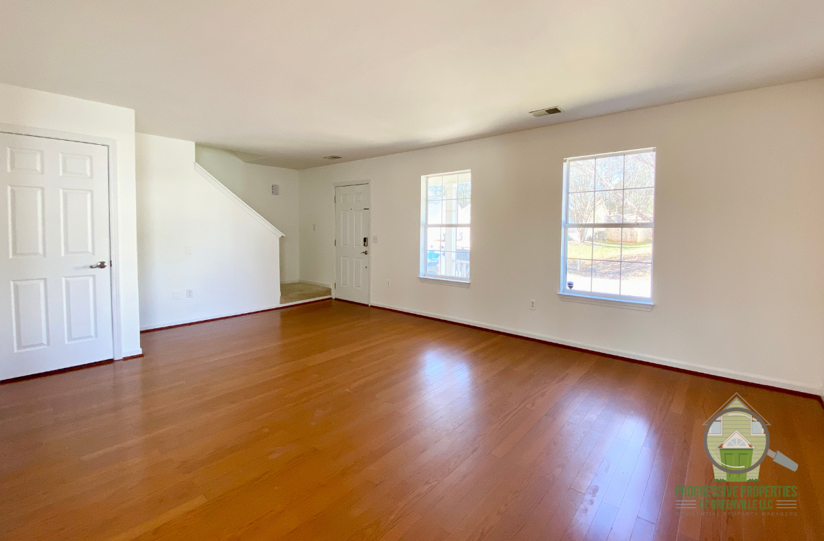 17 Hawkesbury Rd #1 - Photo 2 of 21