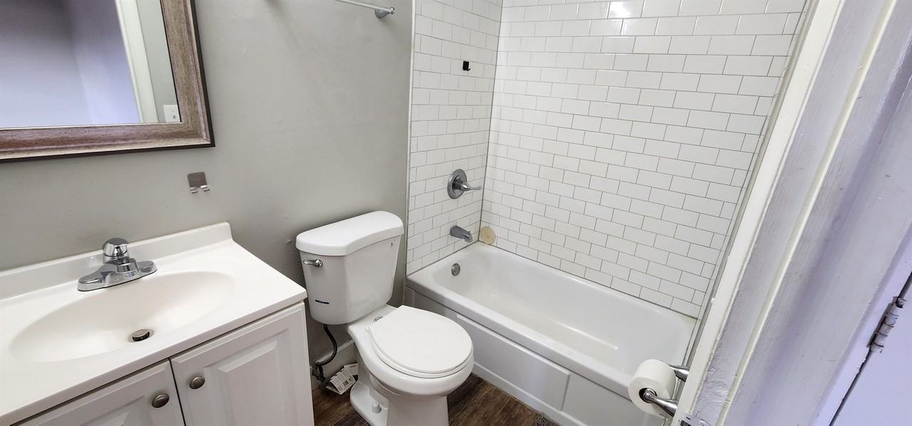 3035 Gilbert Ave Apartments in Walnut Hills, Cincinnati, OH 45206 Zumper