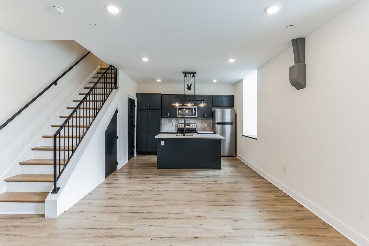 141 Krams Avenue - Photo 2 of 17