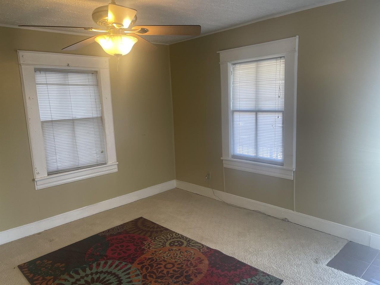 1605 Church Ave Se #1 - Photo 4 of 17
