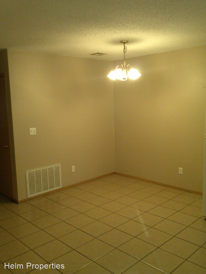 407 East Rodgers - Photo 3 of 11