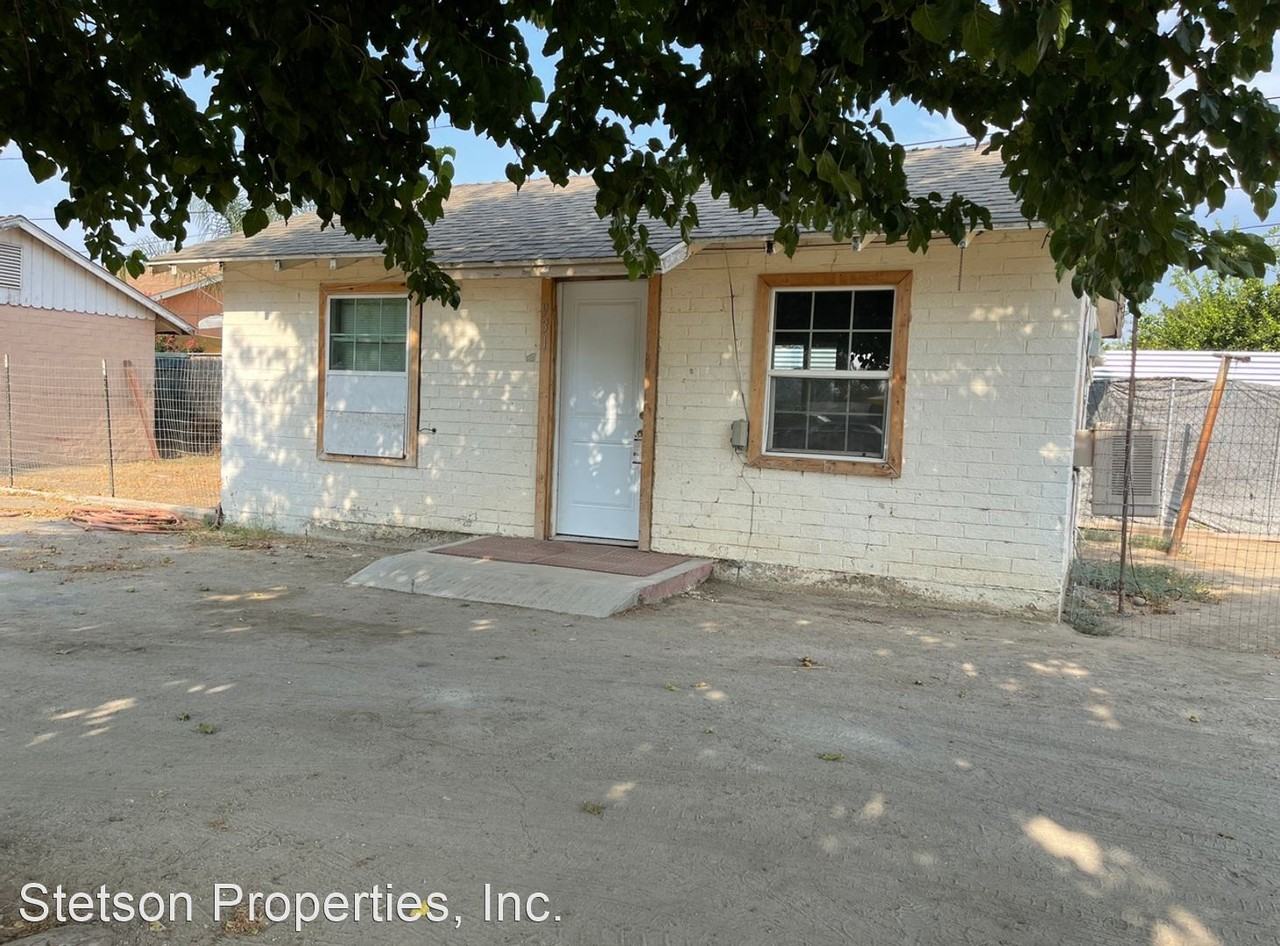 919935 E. Cleo Avenue Apartments 919 Cleo Ave 935, Porterville, CA