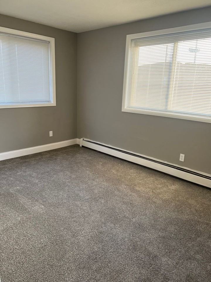 Eagle Crest Apartments - Photo 5 of 17