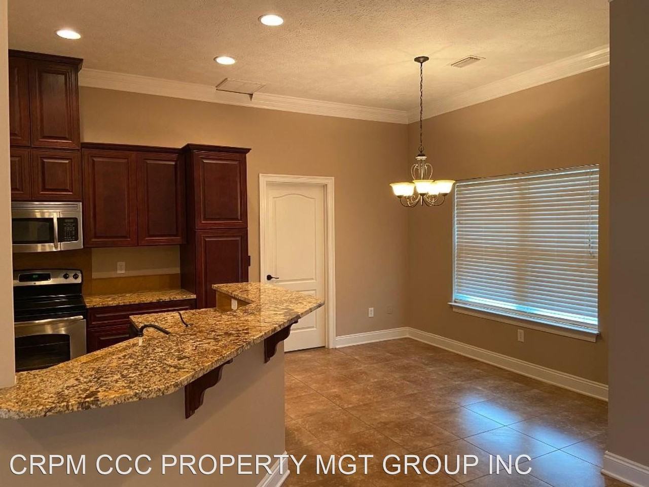 5615 Dune Creek Trl - Photo 2 of 15