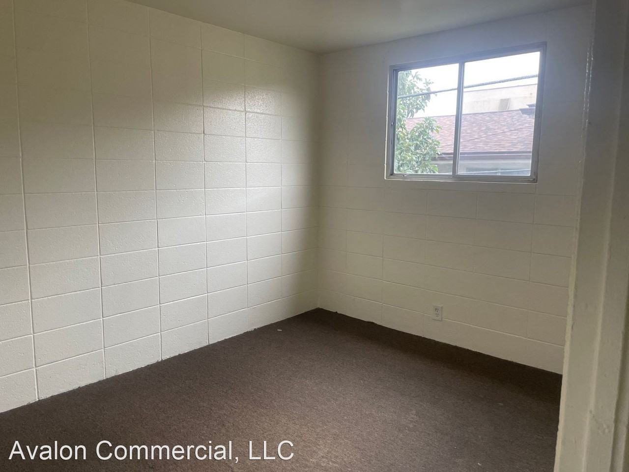 809 N. Vineyard Boulevard - Photo 3 of 10