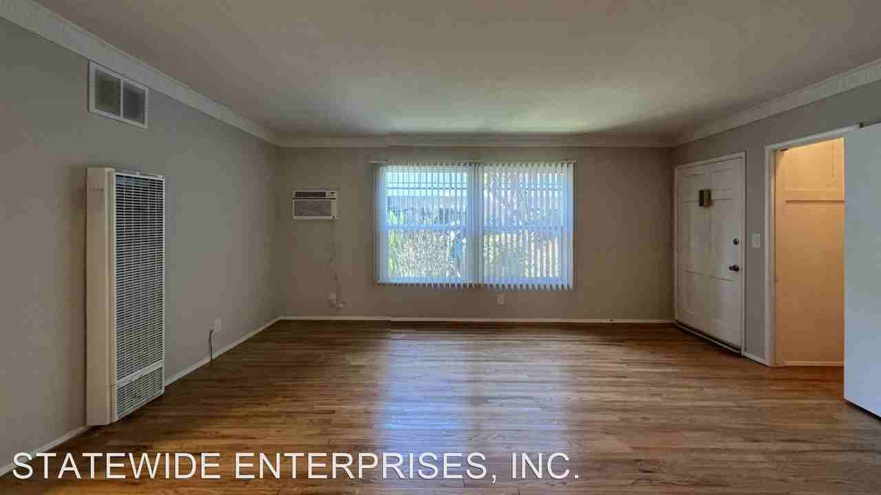 11815, 11817 Magnolia Blvd. - Photo 2 of 13