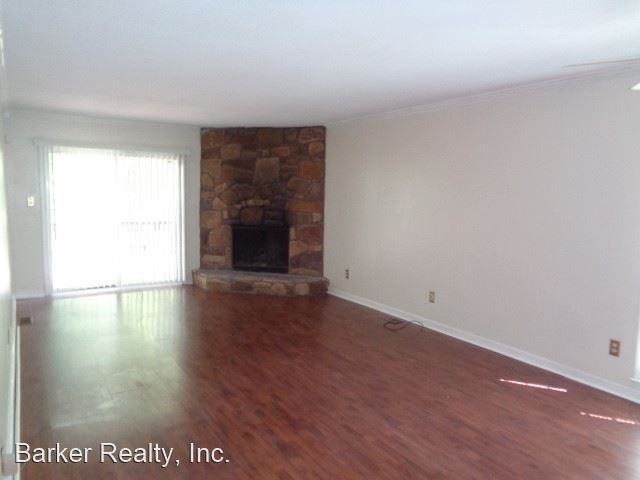 4908 Coral Ridge Ct. - Photo 3 of 10