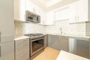 featured image of 240 W Macarthur Blvd