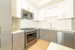 Experience the One Piedmont LIFESTYLE Oakland's Newest Majestic Contemporary Oasis right on Piedmont Ave! NOW Leasing - Photo 1 of 1