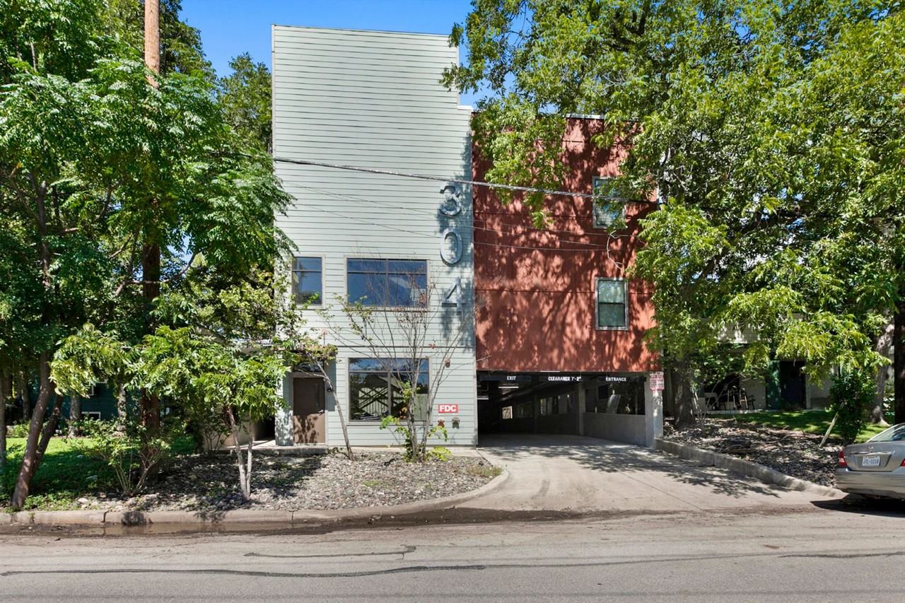 Texan 304 - Photo 4 of 6