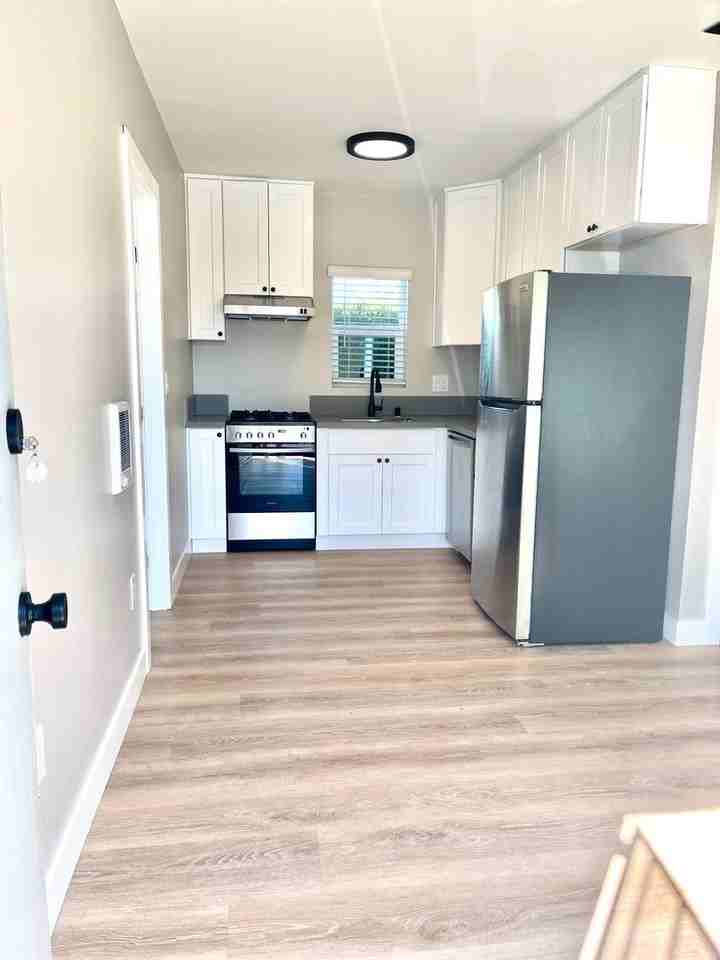 Grand at South O (FKA Coast Hwy) - Photo 3 of 24