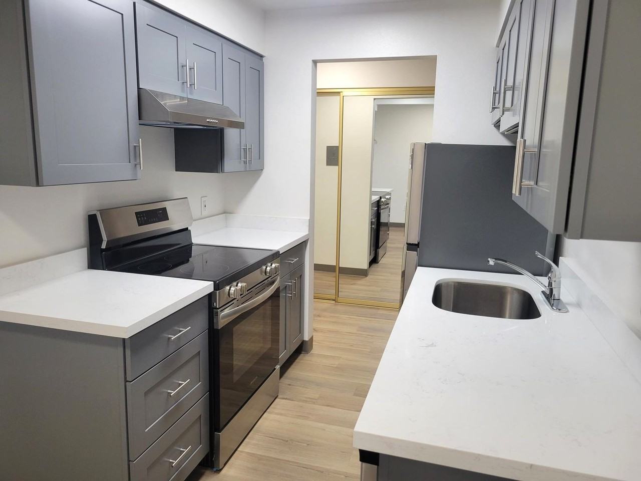 Franklin Apartments - Photo 7 of 47