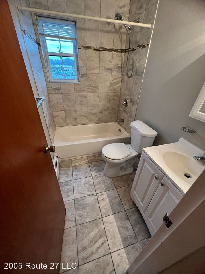 Fox & Foxx BROOKVIEW at Edison 7  Casey Ave - Photo 2 of 2