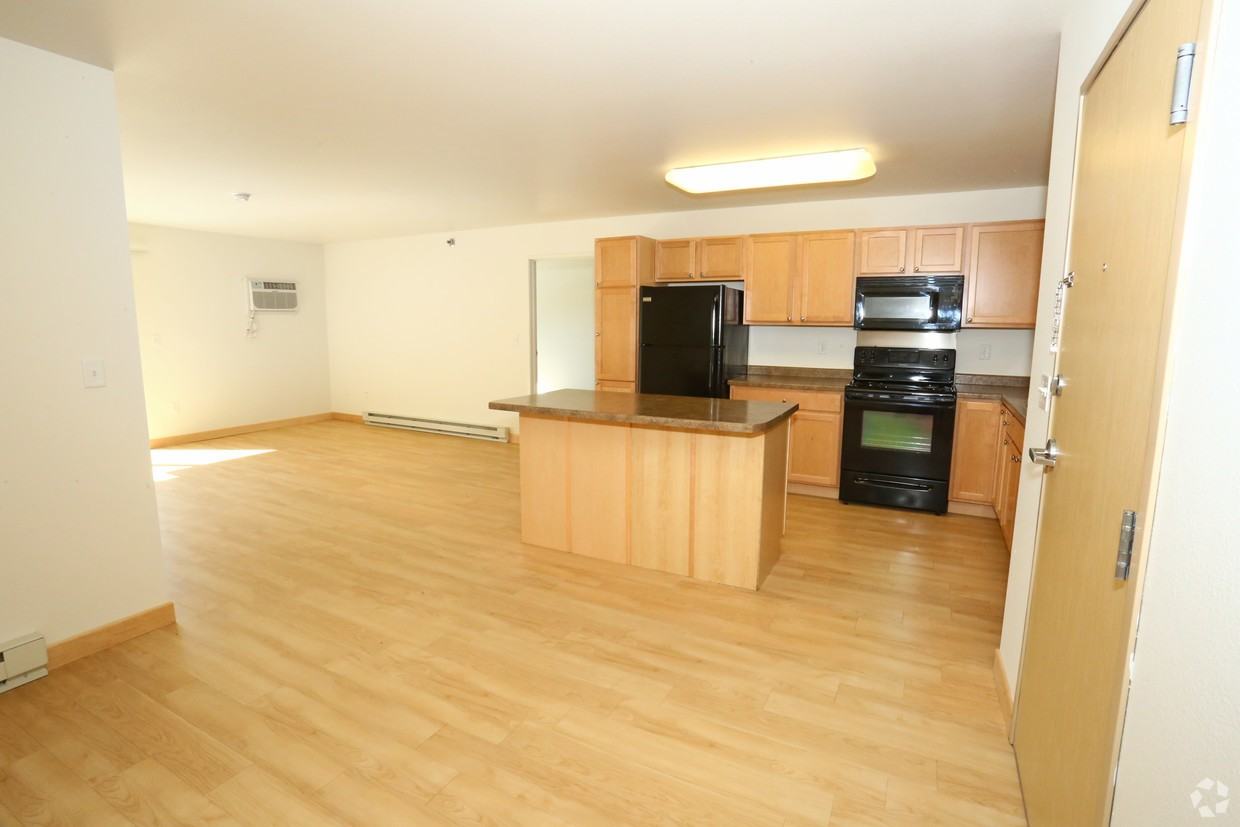 Badlands Apartments II - Photo 2 of 50