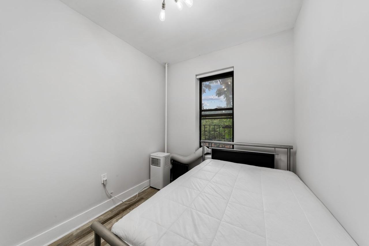 2377 Belmont BH LLC - Photo 5 of 37