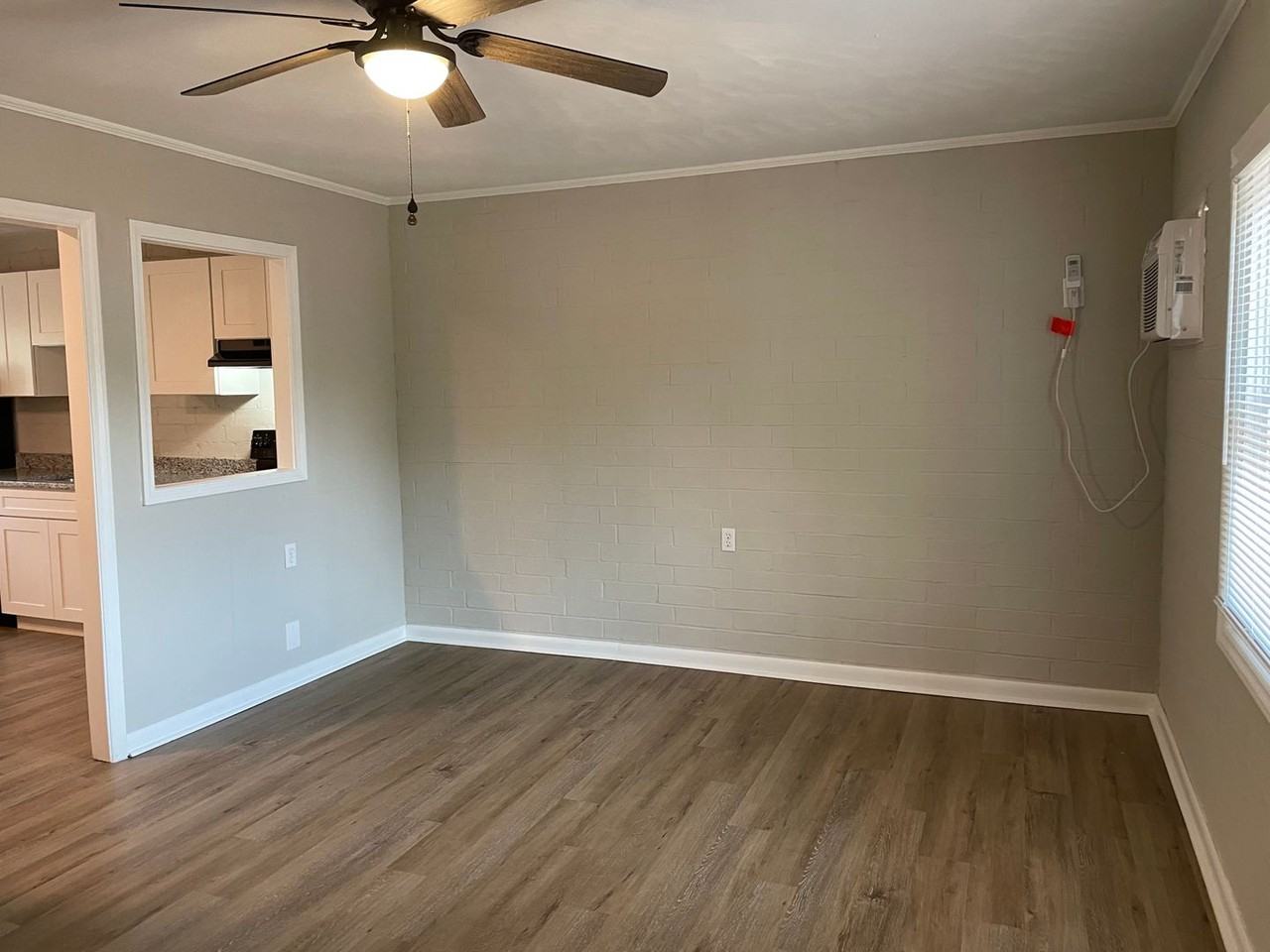 172 Drum St - Photo 3 of 14