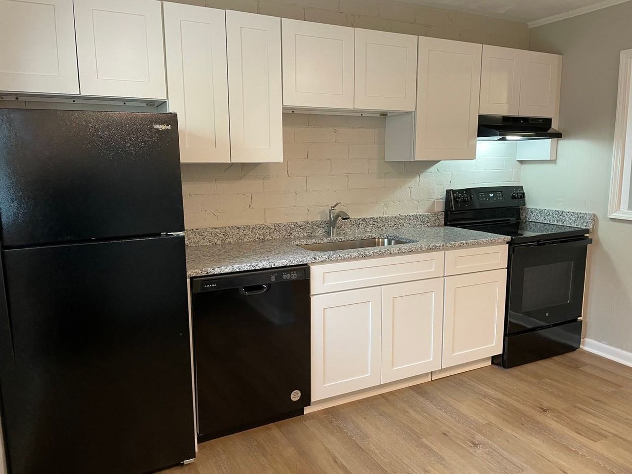 172 Drum St - Photo 6 of 14