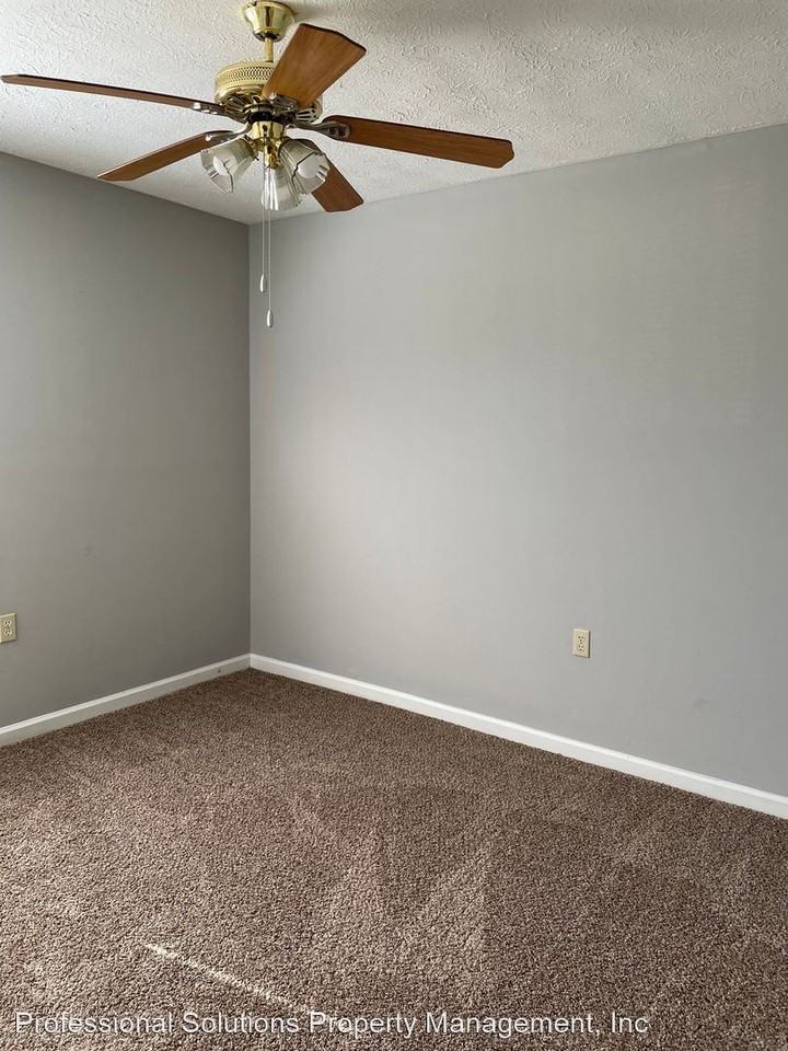 168/170 Westside Drive - Photo 2 of 7
