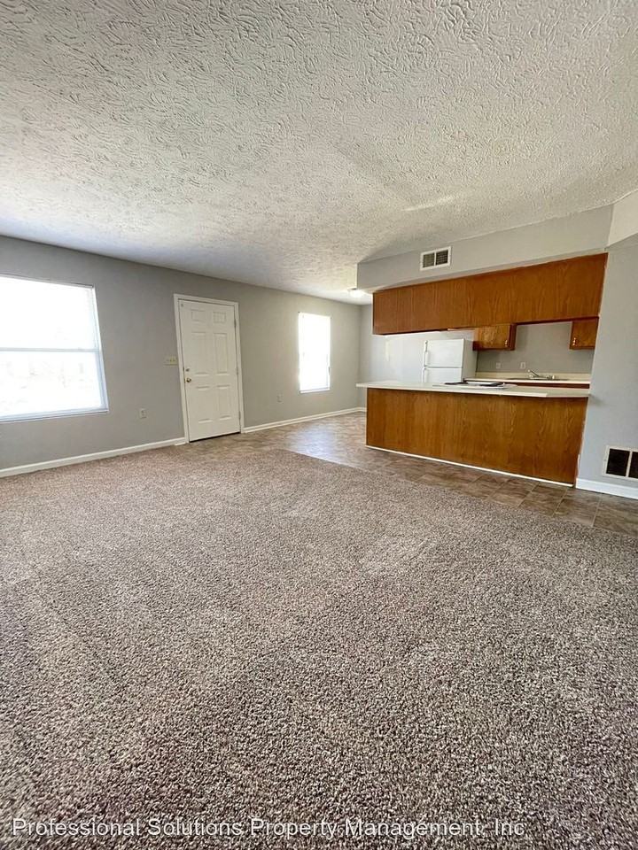 168/170 Westside Drive - Photo 3 of 7