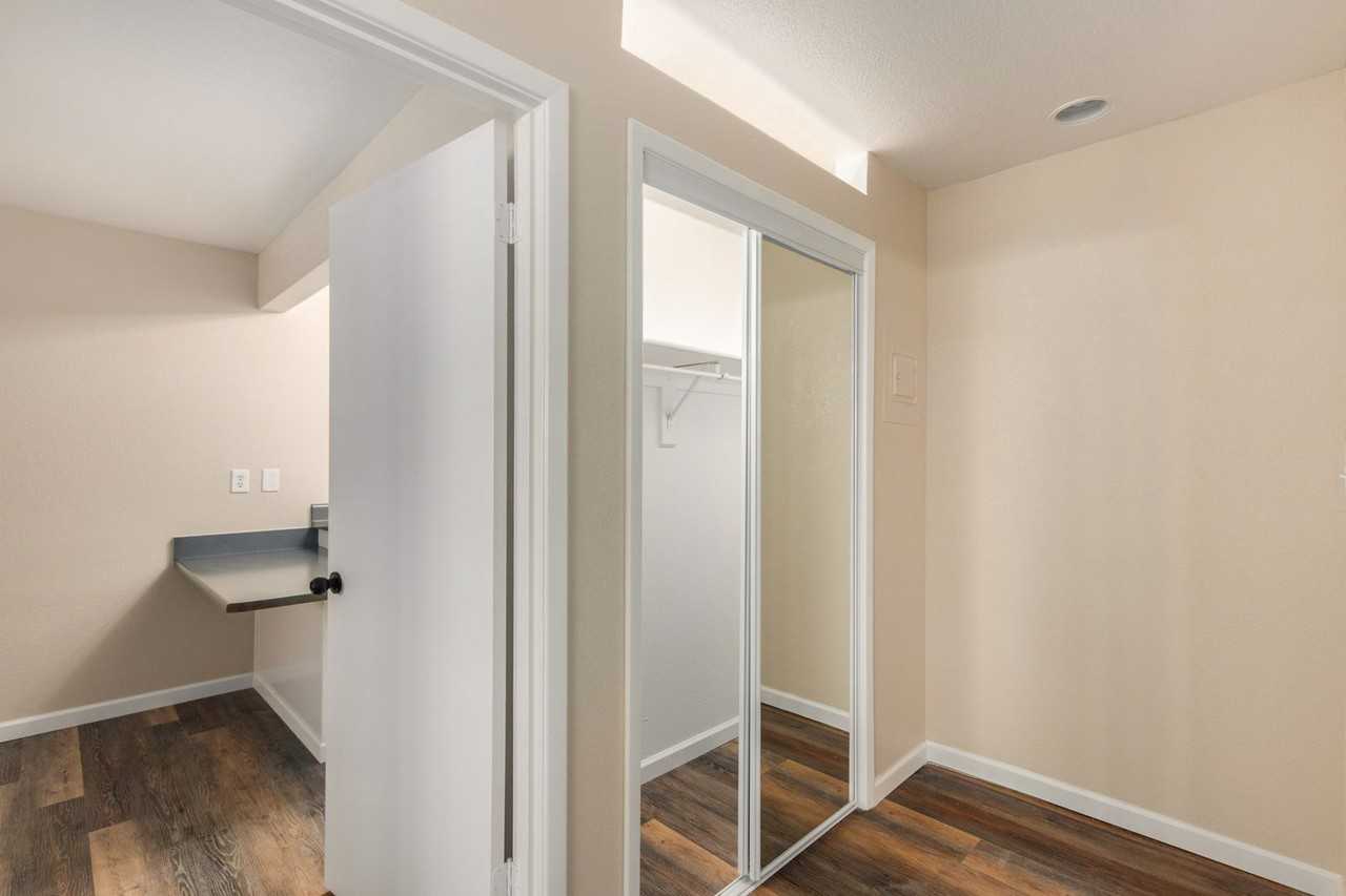 Venture on Country Club - Photo 7 of 50