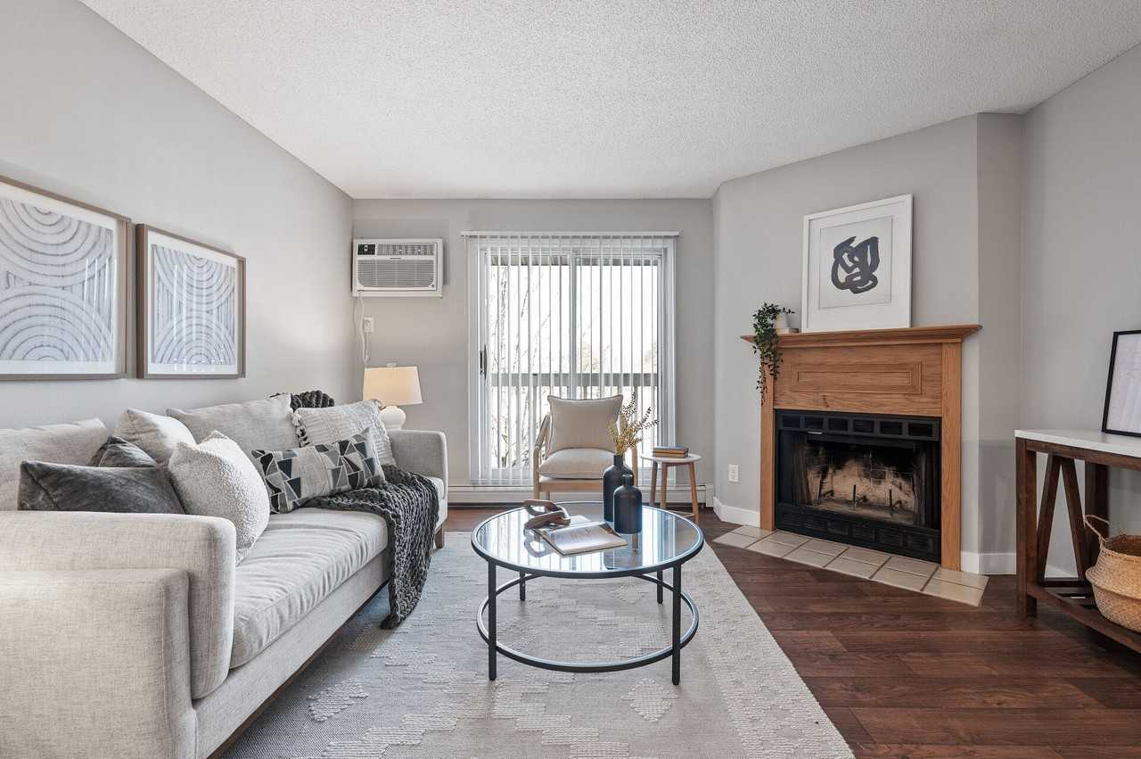 Lexington Hills Apartments - Photo 7 of 26