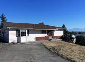 featured image of 403 403 or 405 B Ave