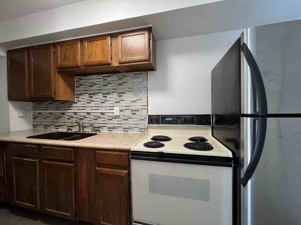 1428/1430 1st Ave North - Photo 3 of 9