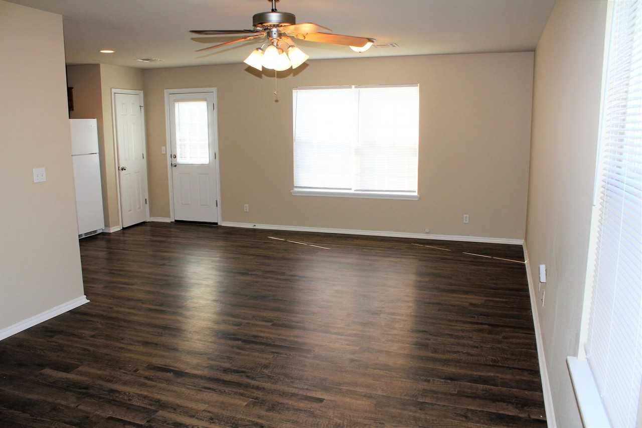 904/906 PB - Photo 3 of 9