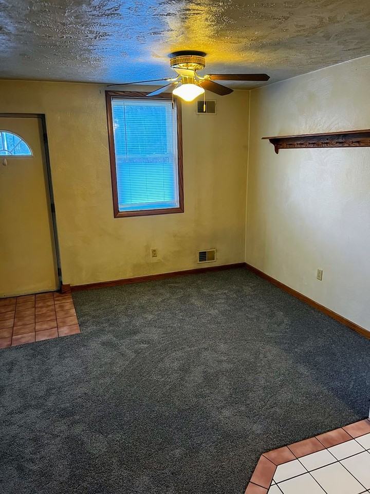 1800 Lynn Avenue - Photo 3 of 8