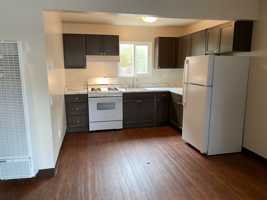 featured image of 6 Arkwright Court