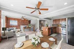 featured image of 218 W 34th St