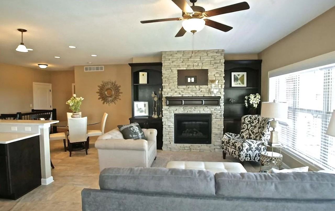 2209 Nw Sharmin Dr - Photo 7 of 50