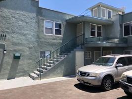 featured image of 1122 E 57th St