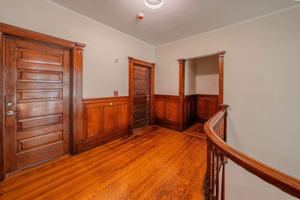 featured image of 610 N 5th St