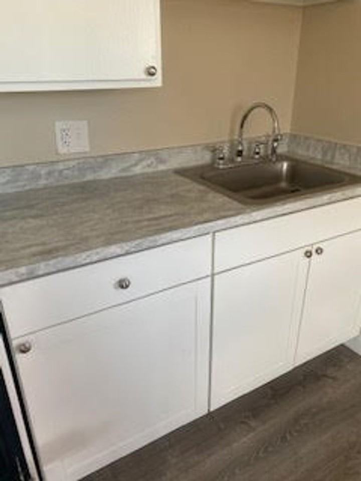 506 State St #36 - Photo 6 of 8