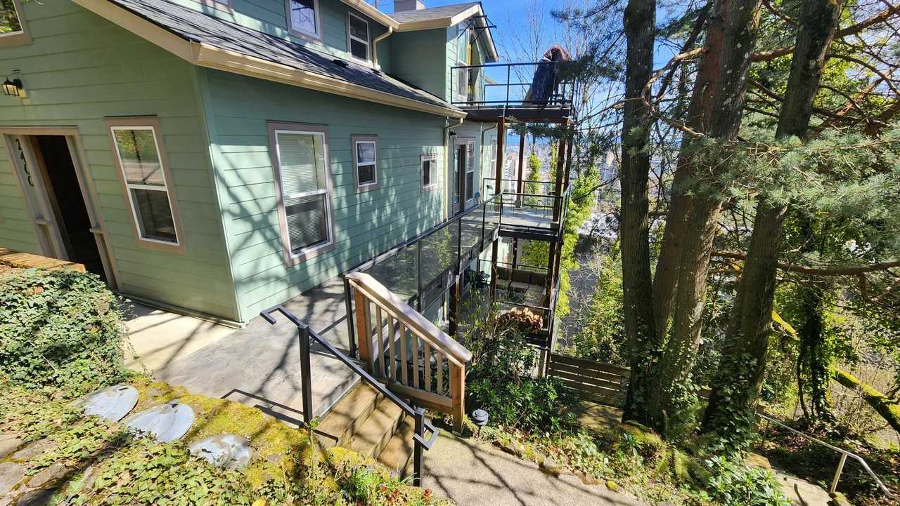 CarFa10 - Photo 2 of 4