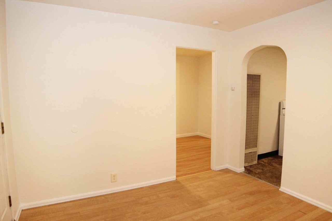 804 & 808 East Laurel-621 - Photo 3 of 7