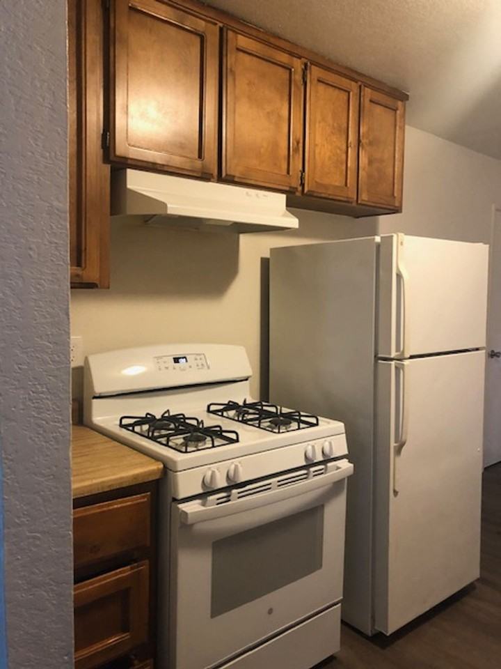 Dakota Garden - Photo 5 of 21