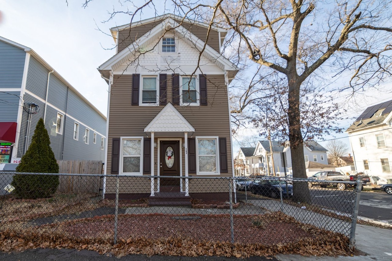 182 Clinton Ave Apartments in Fair Haven, New Haven, CT 06513 Zumper