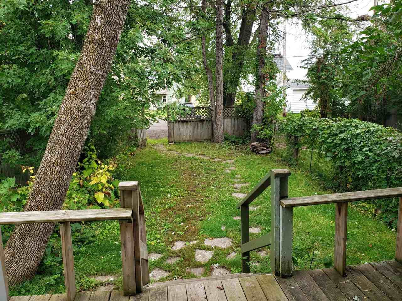 1722-1724 Hughitt Ave - Photo 3 of 22