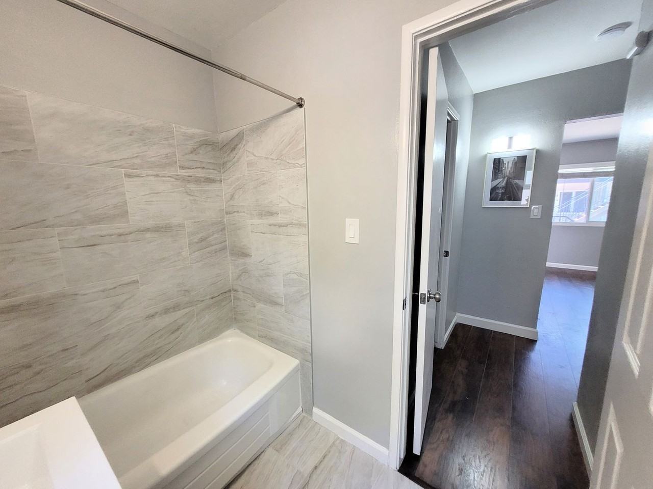 1366 Oakland Blvd - Photo 3 of 9