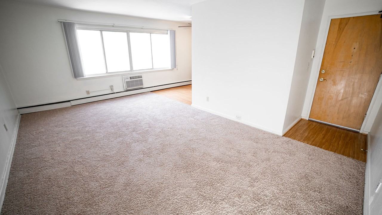 Lake Harriet Commons - Photo 2 of 12