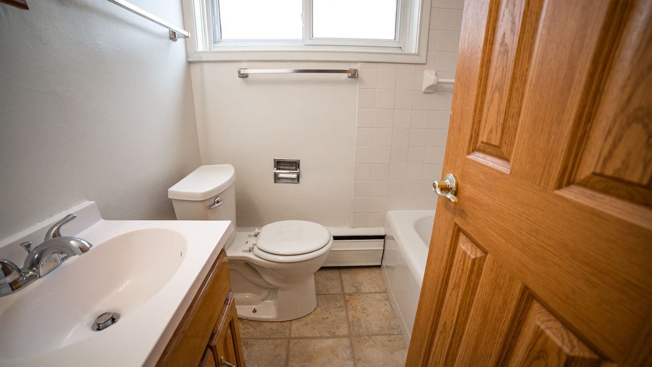 Lake Harriet Commons - Photo 6 of 12