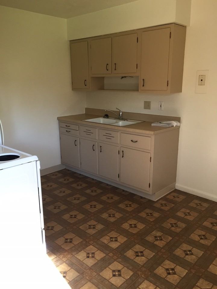 Courtyard Village - Photo 5 of 10